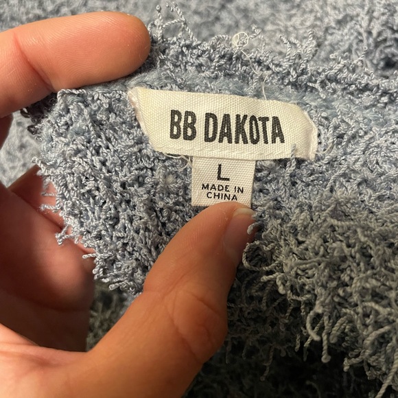 BB DAKOTA Woman’s Large Grey Scruffy-Textured Pullover Sweater - Picture 4 of 7